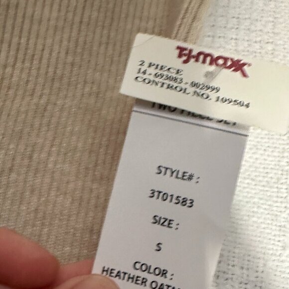 NWT Olive + Oak Rib Knit Tan skirt - Picture 5 of 6